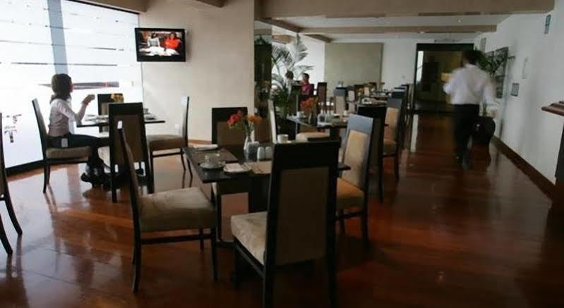 Thunderbird Hotel Fiesta & Casino Ліма Екстер'єр фото